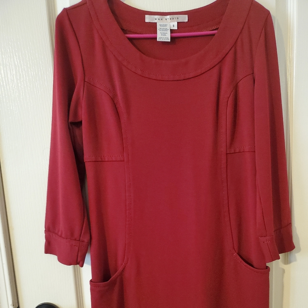 Max studio long sleeve dress